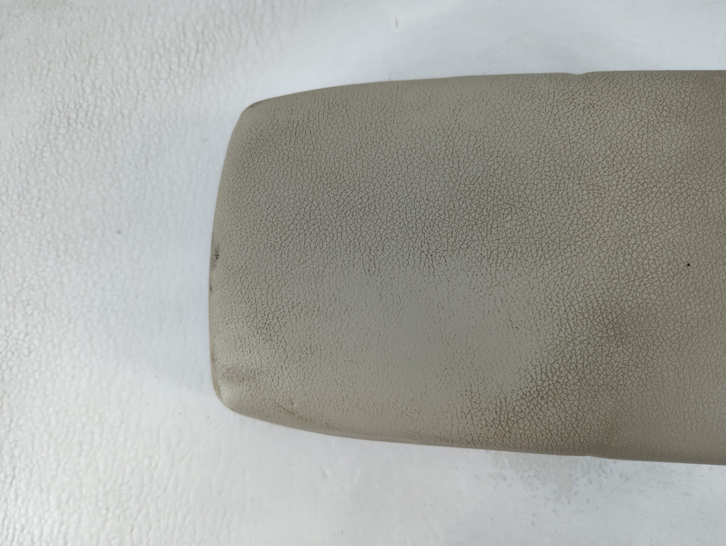 2011 Subaru Legacy Center Console Armrest Cover Lid Fits OEM Used Auto Parts - Oemusedautoparts1.com