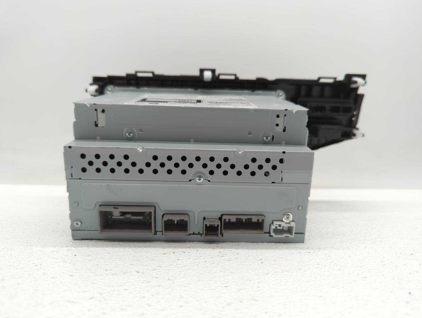 2011 Subaru Outback Radio AM FM Cd Player Receiver Replacement P/N:86201AJ65A 86201AJ64A Fits Fits 2010 2012 OEM Used Auto P