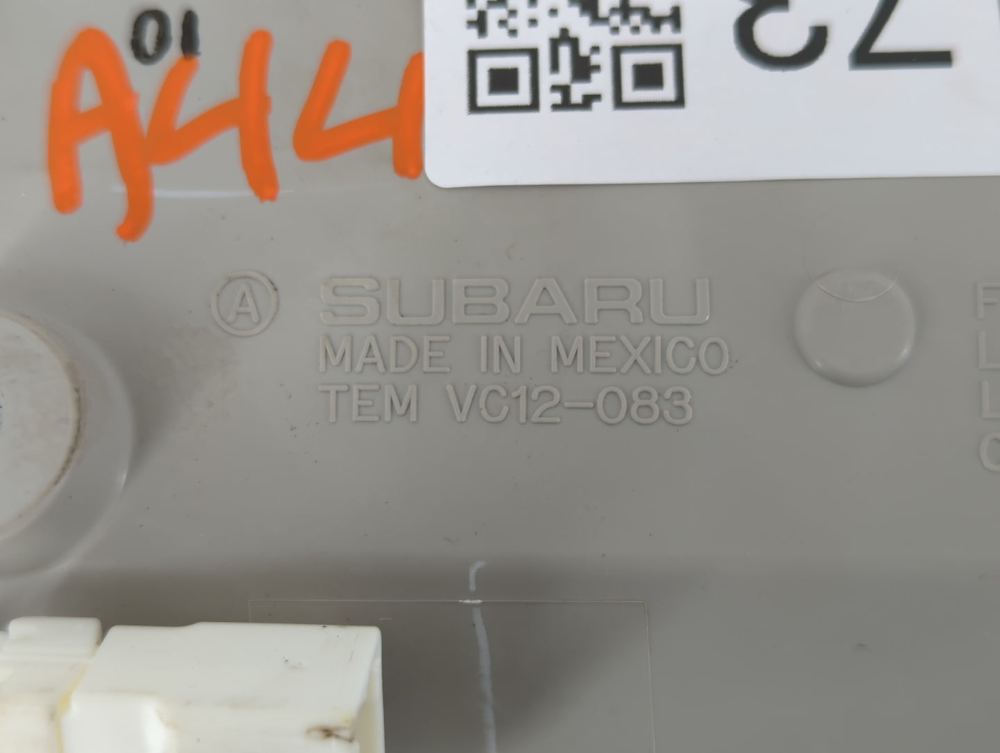 2011 Subaru Outback Overhead Roof Console - Oemusedautoparts1.com