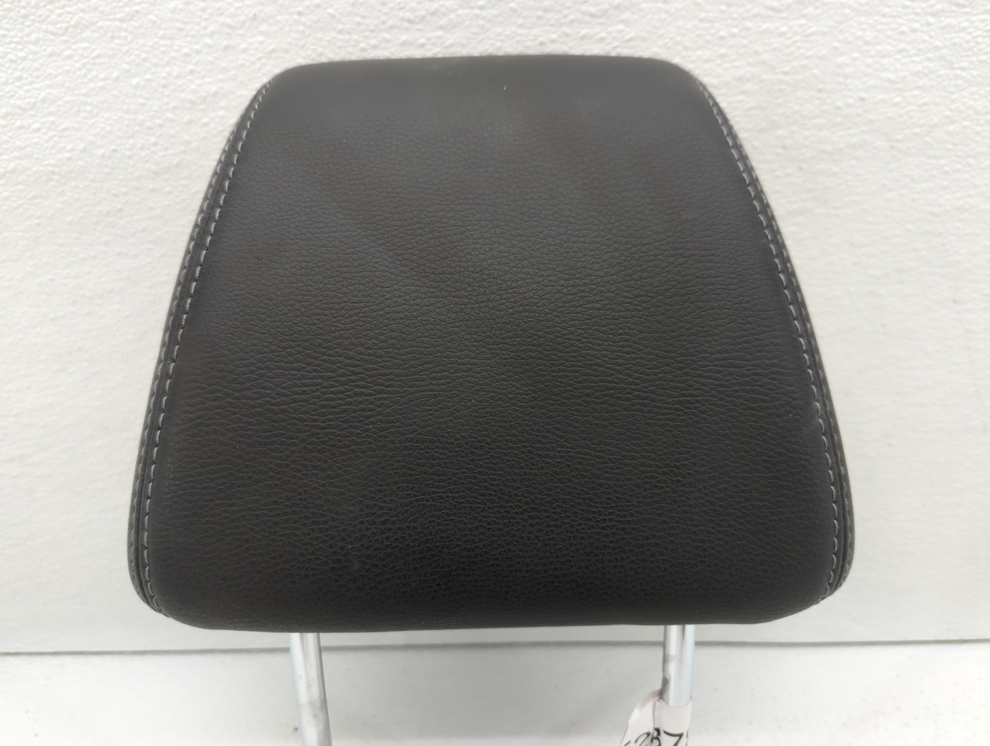 2010-2014 Subaru Tribeca Headrest Head Rest Front Driver Passenger Seat - Oemusedautoparts1.com