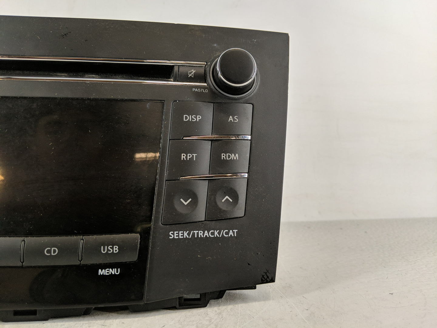 2010-2013 Suzuki Kizashi Radio AM FM Cd Player Receiver Replacement P/N:39101-57L01 Fits Fits 2010 2011 2012 2013 OEM Used A