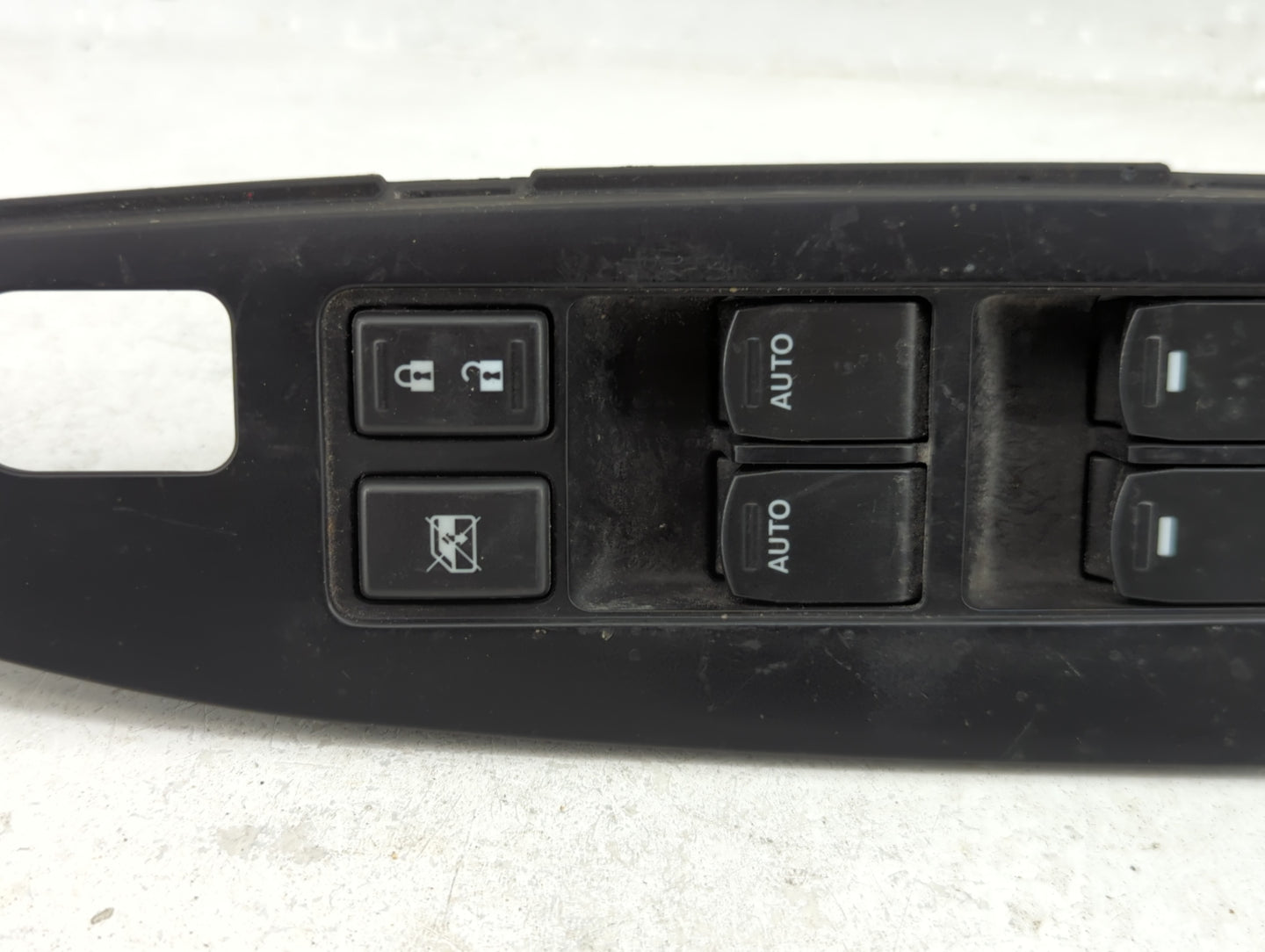 2010-2013 Suzuki Kizashi Master Power Window Switch Replacement Driver Side Left Fits Fits 2010 2011 2012 2013 OEM Used Auto
