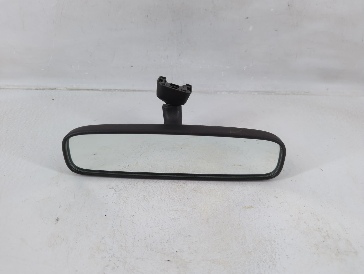 2007-2013 Suzuki Sx4 Interior Rear View Mirror Replacement OEM P/N:012197 022197 Fits OEM Used Auto Parts - Oemusedautoparts