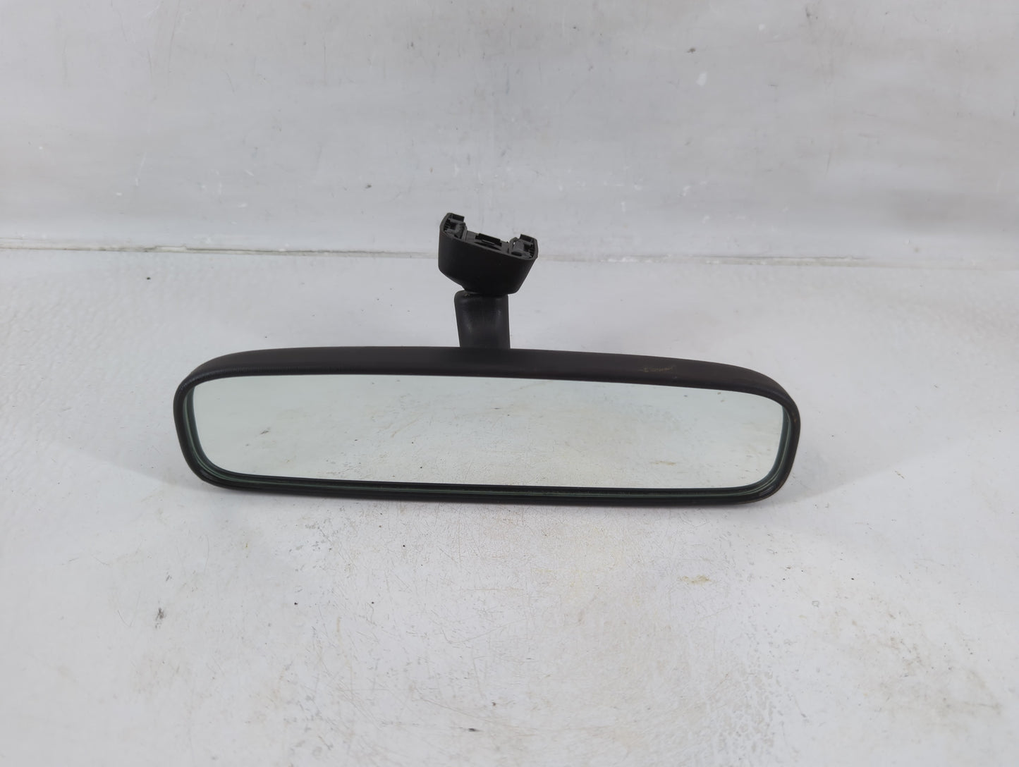 2007-2013 Suzuki Sx4 Interior Rear View Mirror Replacement OEM P/N:012197 022197 Fits OEM Used Auto Parts - Oemusedautoparts