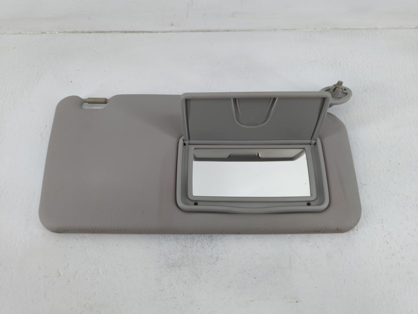 2007-2013 Suzuki Sx4 Sun Visor Shade Replacement Passenger Right Mirror Fits Fits 2007 2008 2009 2010 2011 2012 2013 OEM Use