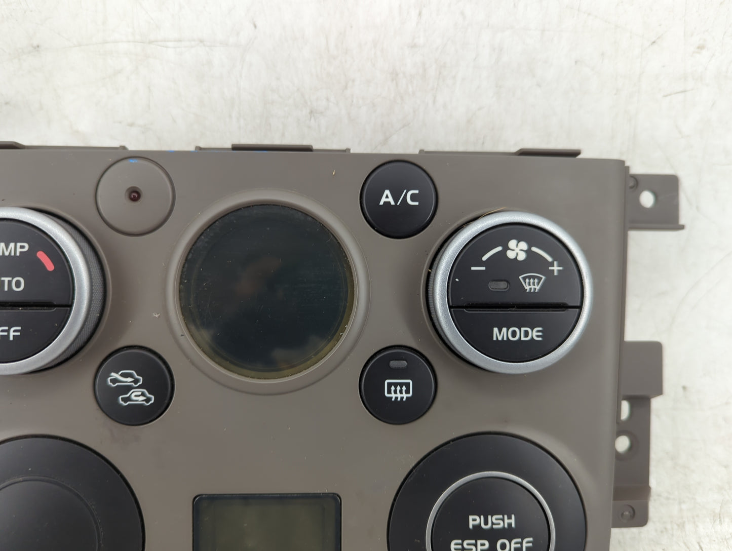 2011 Suzuki Vitara Climate Control Module Temperature AC/Heater Replacement P/N:39520-80K70-CAU Fits Fits 2010 OEM Used Auto