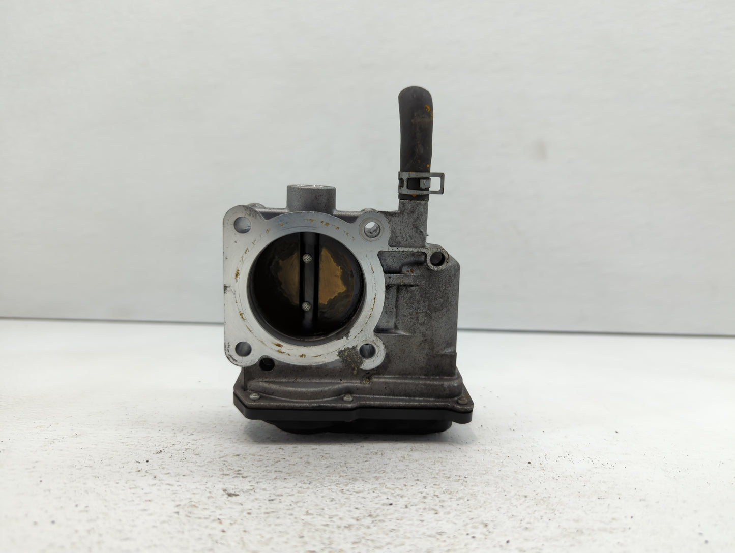2011 Suzuki Vitara Throttle Body P/N:12M14 1280 Fits Fits 2009 2010 2012 2013 OEM Used Auto Parts - Oemusedautoparts1.com