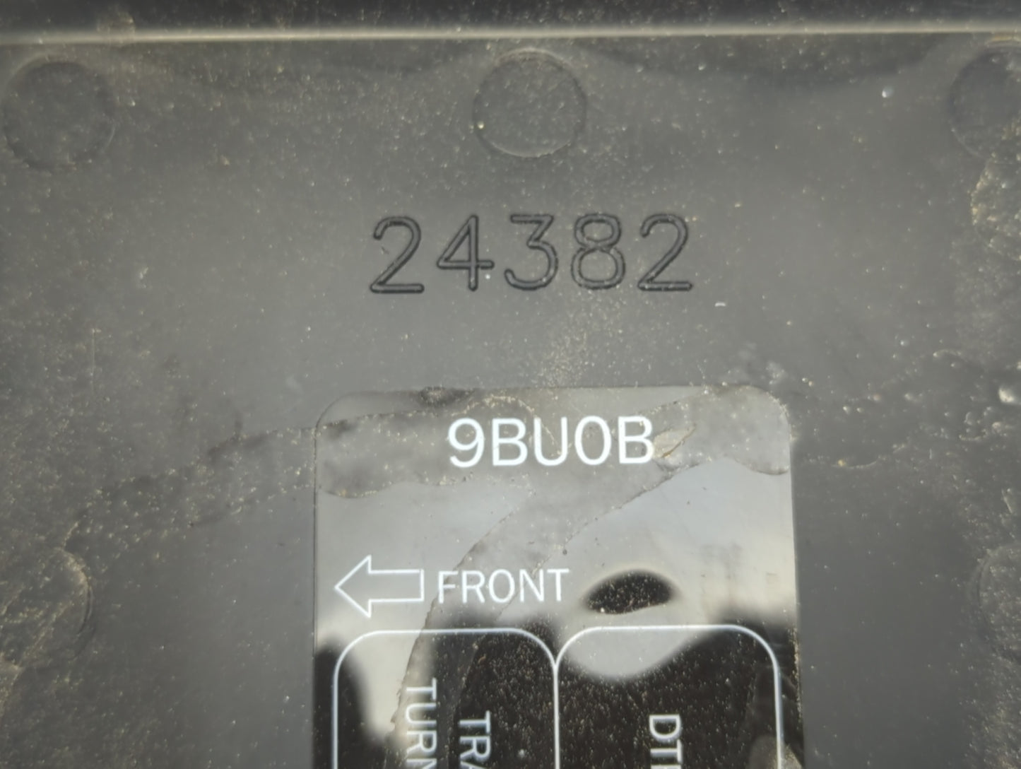 2011 Suzuki Vitara Fusebox Fuse Box Panel Relay Module P/N:9BU0B 7281-8507 Fits Fits 2010 2012 2013 OEM Used Auto Parts - Oe