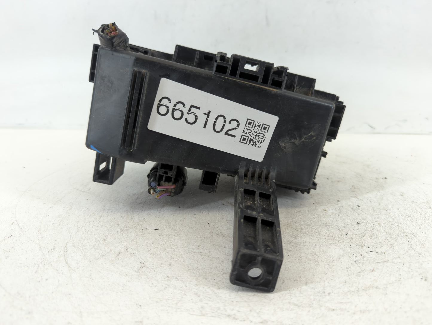 2011 Suzuki Vitara Fusebox Fuse Box Panel Relay Module P/N:9BU0B 7281-8507 Fits Fits 2010 2012 2013 OEM Used Auto Parts - Oe