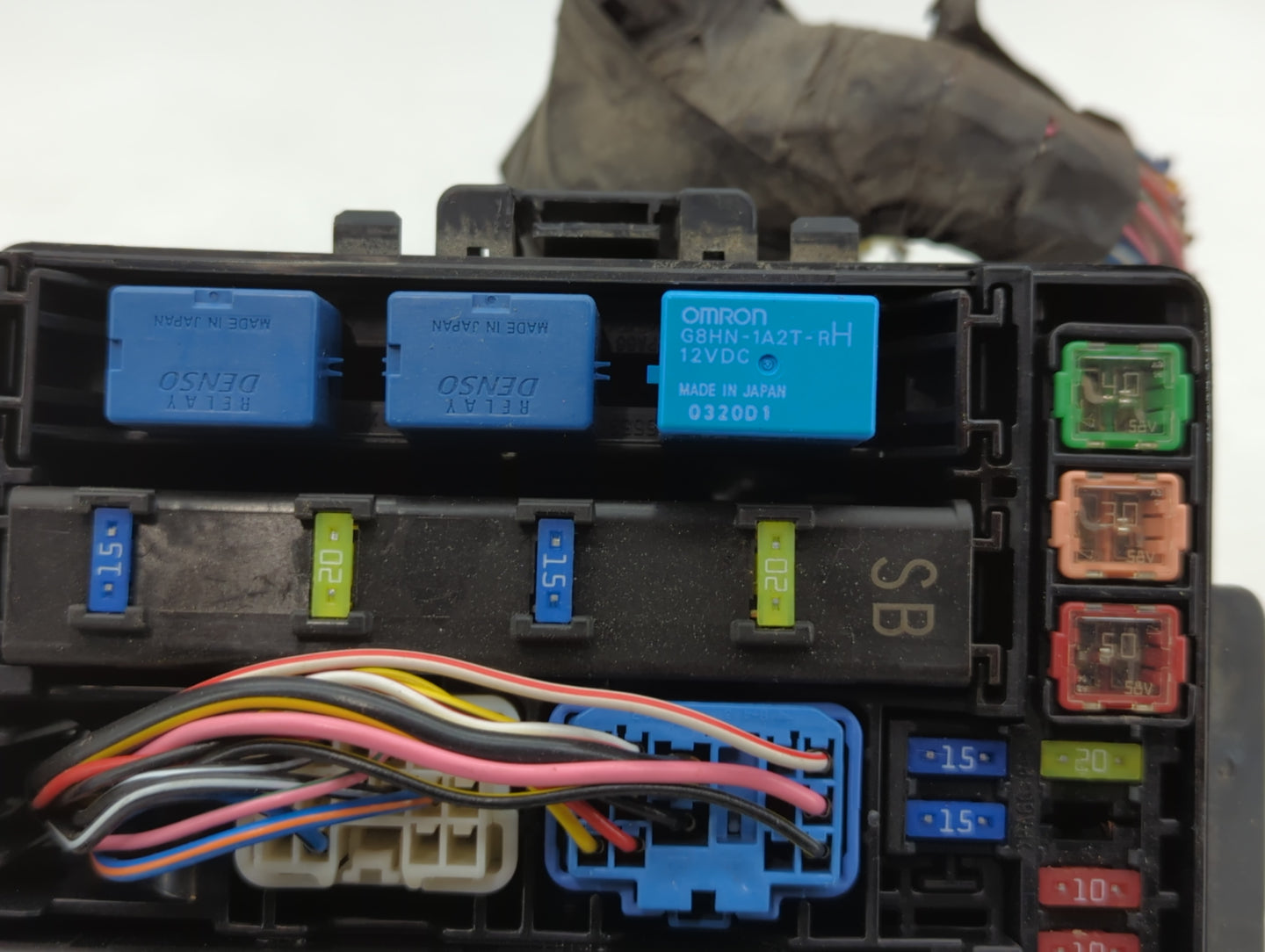 2011 Suzuki Vitara Fusebox Fuse Box Panel Relay Module P/N:8942 YA1 Fits Fits 2010 2012 2013 OEM Used Auto Parts - Oemusedau