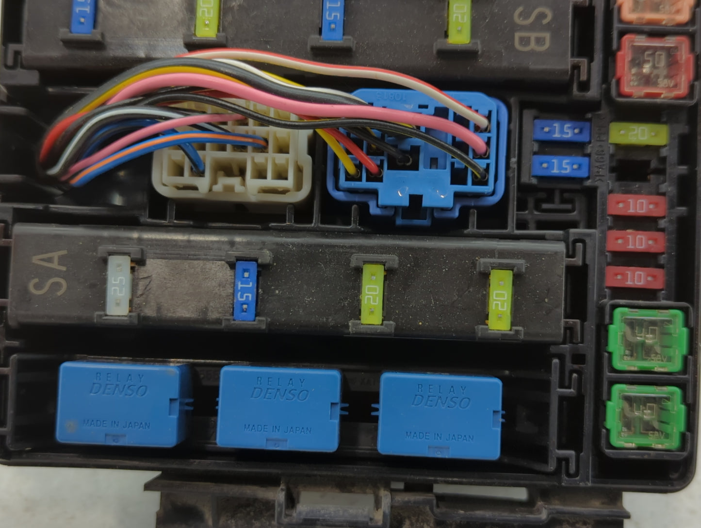 2011 Suzuki Vitara Fusebox Fuse Box Panel Relay Module P/N:8942 YA1 Fits Fits 2010 2012 2013 OEM Used Auto Parts - Oemusedau