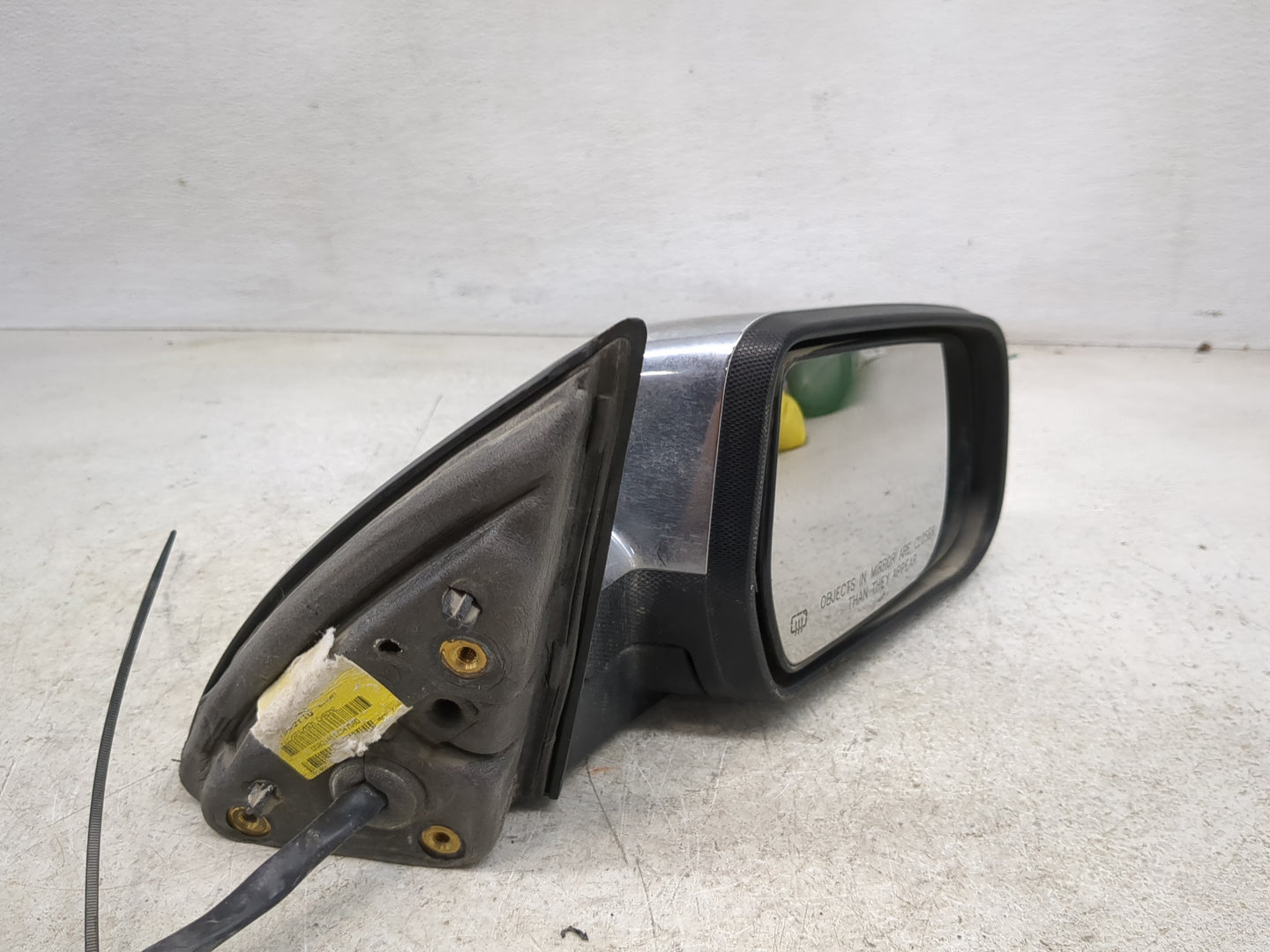 Terrai Passenger Right Side View Power Door Mirror Chrome - Oemusedautoparts1.com