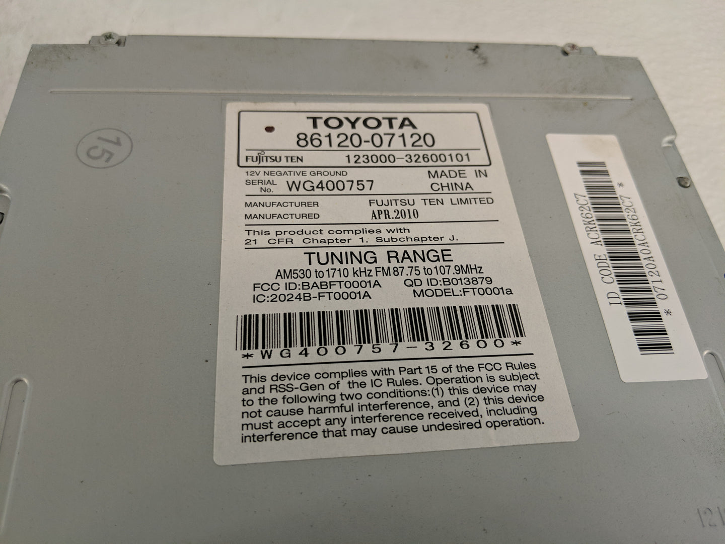 2011-2012 Toyota Avalon Radio AM FM Cd Player Receiver Replacement P/N:86120-07120 Fits Fits 2011 2012 OEM Used Auto Parts -