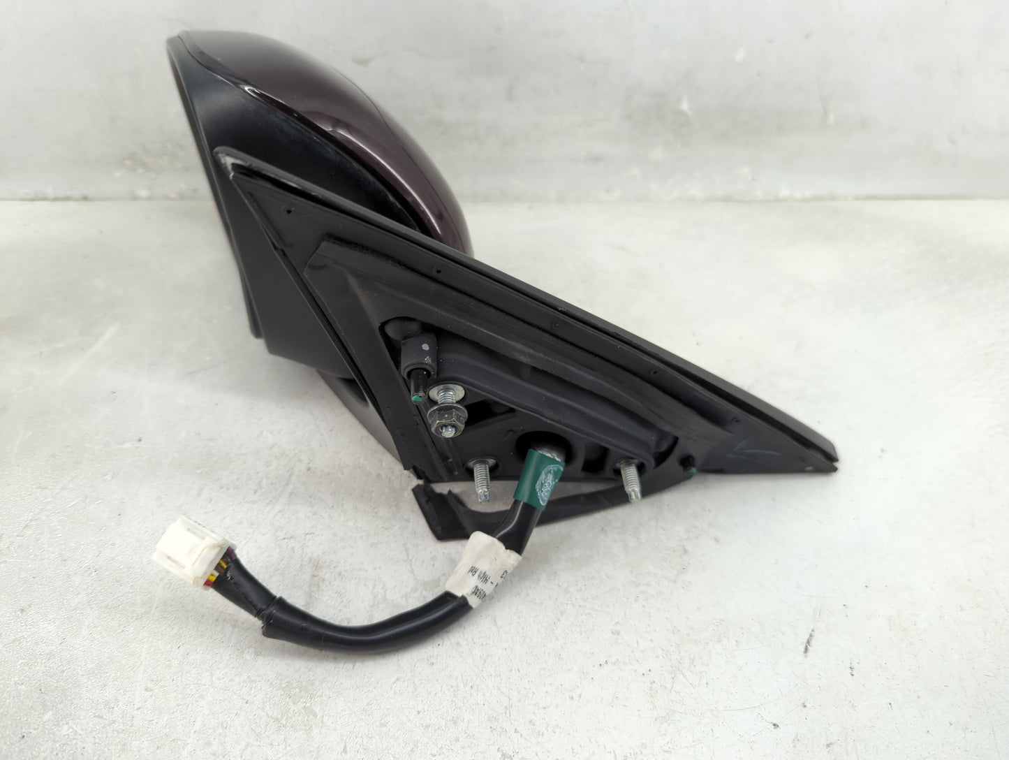 2011 Toyota Avalon Driver Side View Mirror - Left Door Mirror OEM Used - Oemusedautoparts1.com