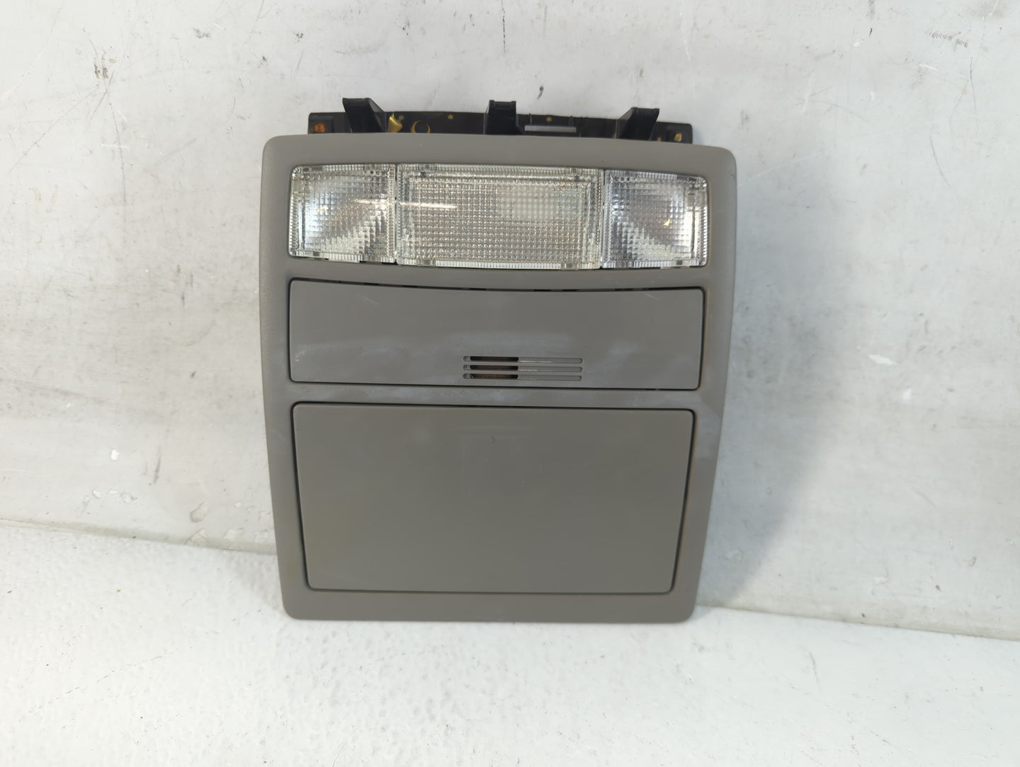 2011 Toyota Camry Overhead Roof Console - Oemusedautoparts1.com