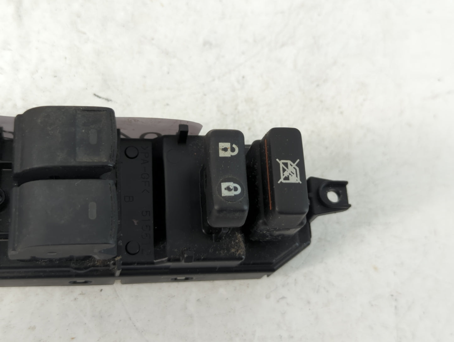 2010-2011 Toyota Camry Master Power Window Switch Replacement Driver Side Left P/N:515512 Fits OEM Used Auto Parts - Oemused