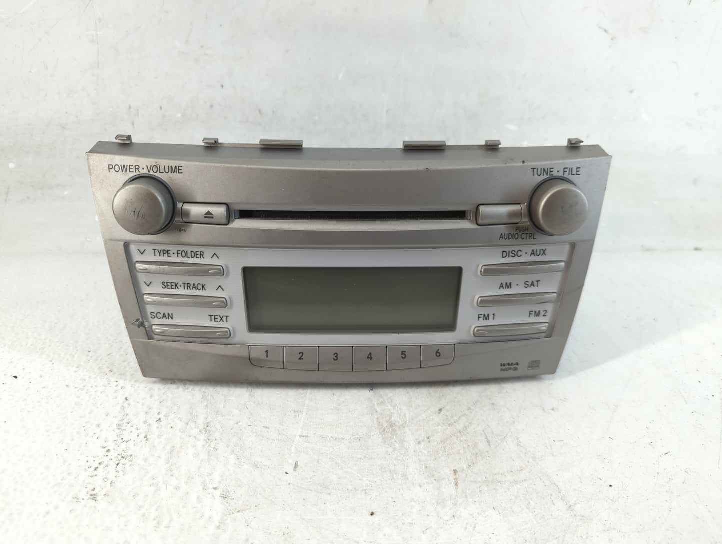 2010-2011 Toyota Camry Radio AM FM Cd Player Receiver Replacement P/N:86120-06480 Fits Fits 2010 2011 OEM Used Auto Parts - 