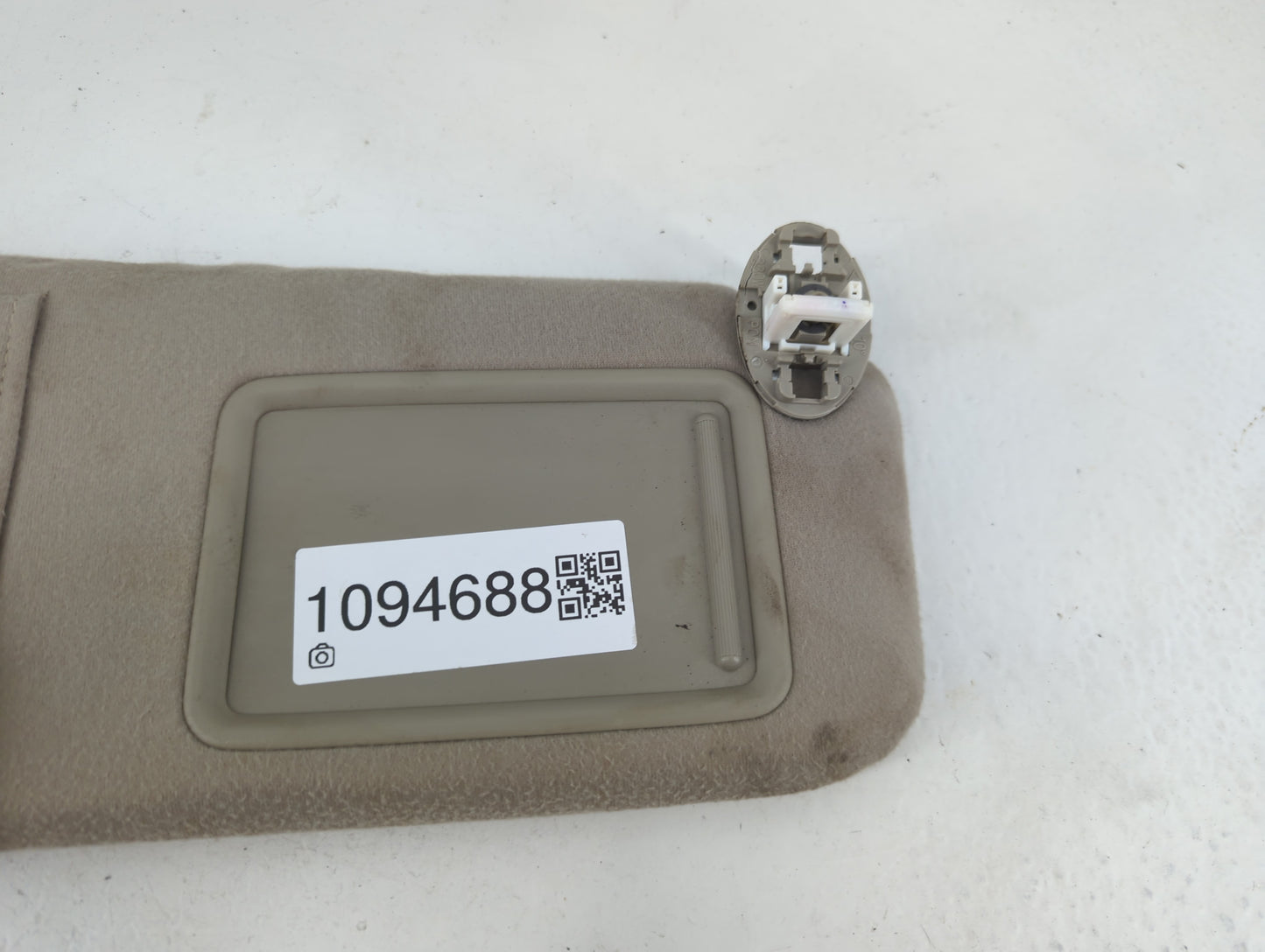 2007-2011 Toyota Camry Sun Visor Shade Replacement Passenger Right Mirror Fits Fits 2007 2008 2009 2010 2011 OEM Used Auto P