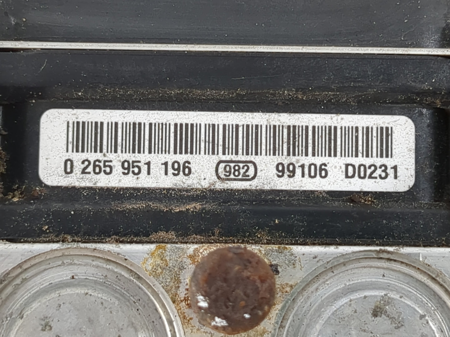 2007-2011 Toyota Camry ABS Pump Control Module Replacement P/N:0 265 951 196 Fits Fits 2007 2008 2009 2010 2011 OEM Used Aut