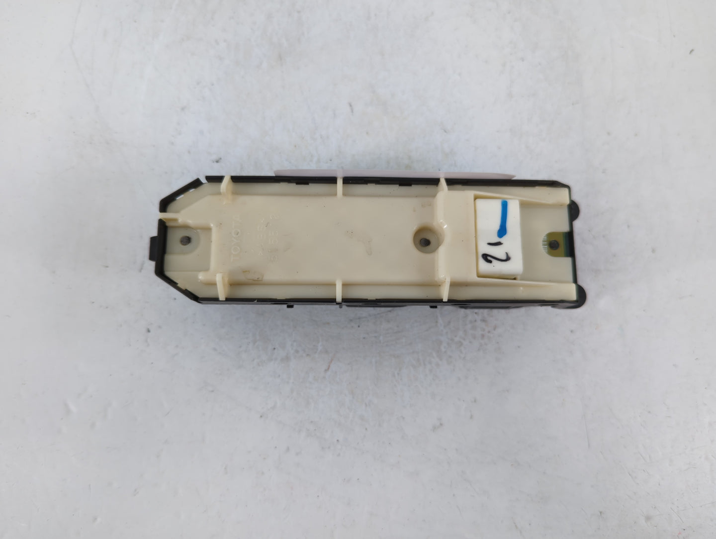 2010-2011 Toyota Camry Master Power Window Switch Replacement Driver Side Left P/N:515512 Fits OEM Used Auto Parts - Oemused