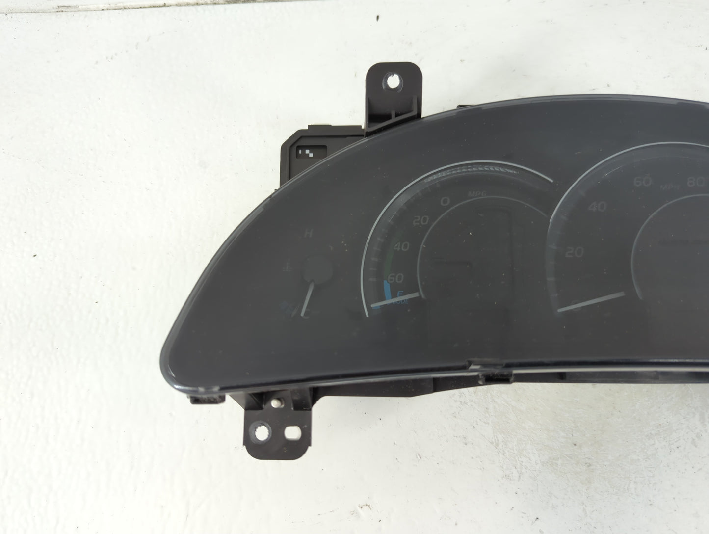 2010-2011 Toyota Camry Instrument Cluster Speedometer Gauges P/N:83800-06J50 Fits Fits 2010 2011 OEM Used Auto Parts - Oemus