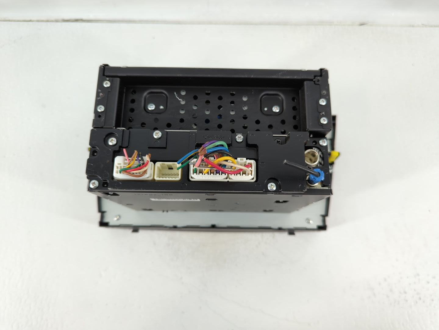 2010-2011 Toyota Camry Radio AM FM Cd Player Receiver Replacement P/N:86120-06480 Fits Fits 2010 2011 OEM Used Auto Parts - 