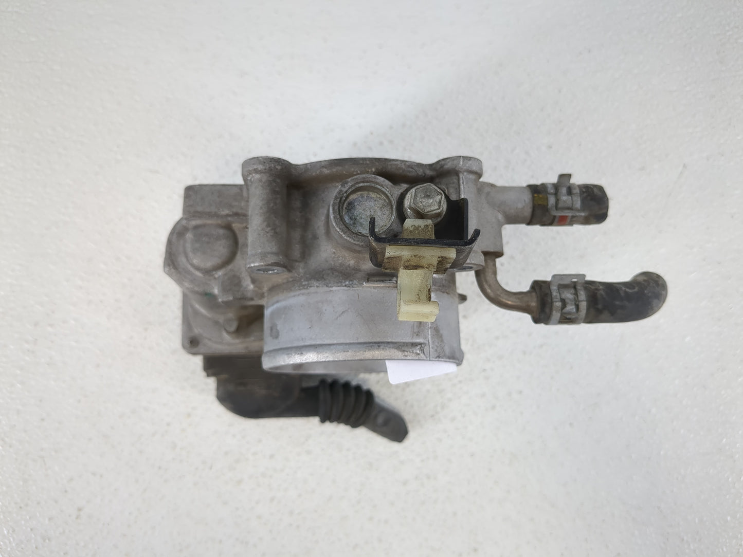 2010-2017 Toyota Camry Throttle Body P/N:22030-0V010 Fits Fits 2009 2010 2011 2012 2013 2014 2015 2016 2017 2018 2019 OEM Us