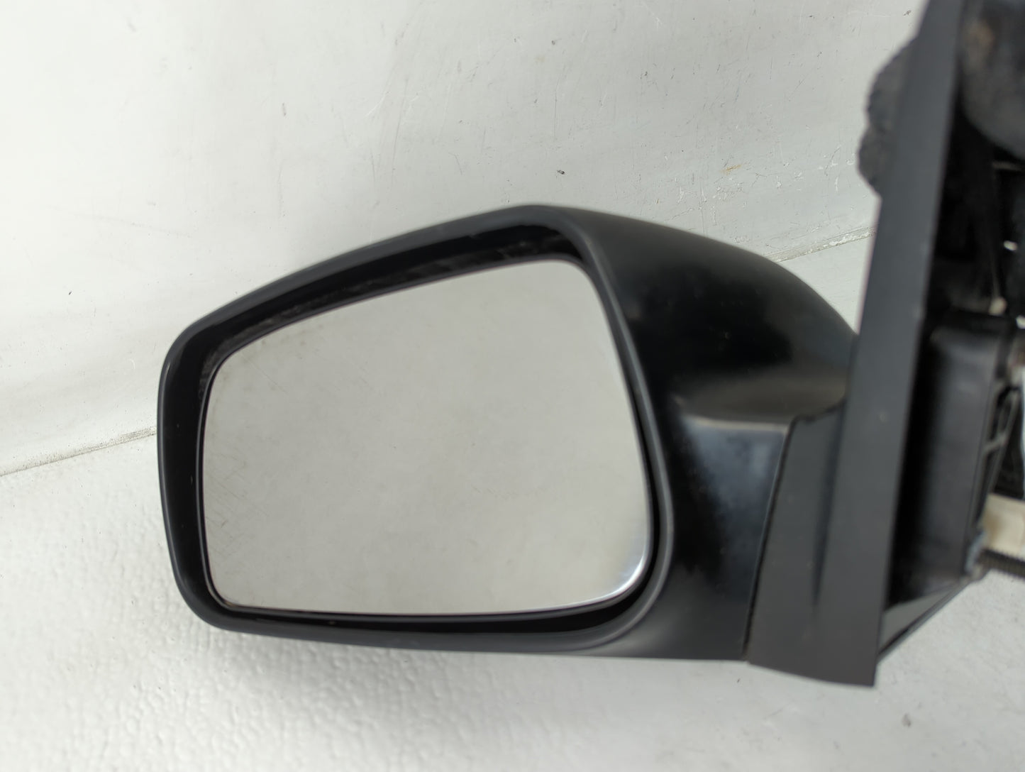 2007-2011 Toyota Camry Driver Side View Mirror - Left Door Mirror OEM Used - Oemusedautoparts1.com