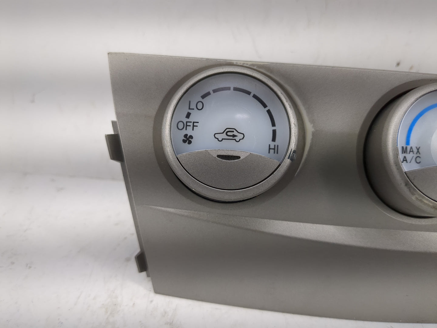 2010-2011 Toyota Camry Climate Control Module Temperature AC/Heater Replacement P/N:55900-06200 Fits Fits 2010 2011 OEM Used