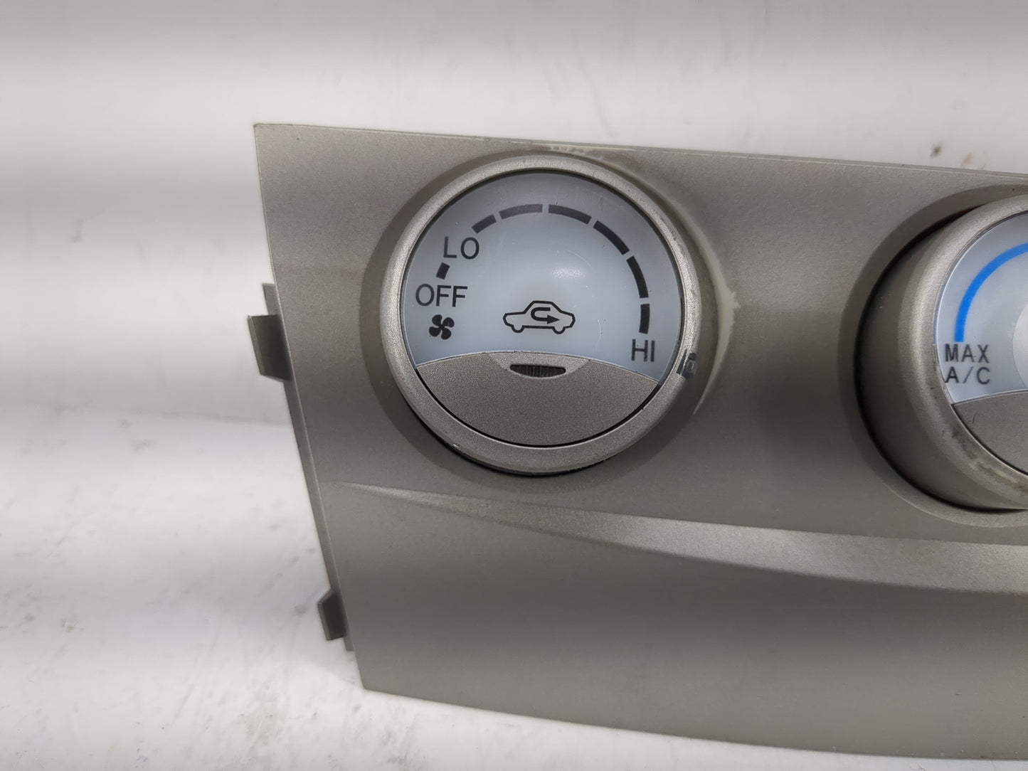 2010-2011 Toyota Camry Climate Control Module Temperature AC/Heater Replacement P/N:55900-06200 Fits Fits 2010 2011 OEM Used