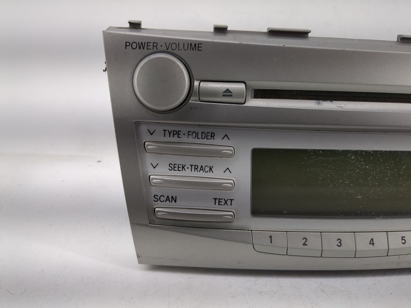 2010-2011 Toyota Camry Radio AM FM Cd Player Receiver Replacement P/N:86120-06480 Fits Fits 2010 2011 OEM Used Auto Parts - 