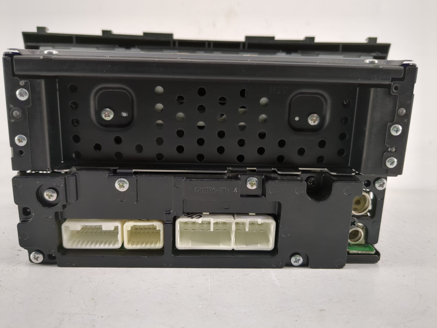 2011 Toyota Camry Radio AM FM Cd Player Receiver Replacement P/N:86120-06480 Fits OEM Used Auto Parts - Oemusedautoparts1.co