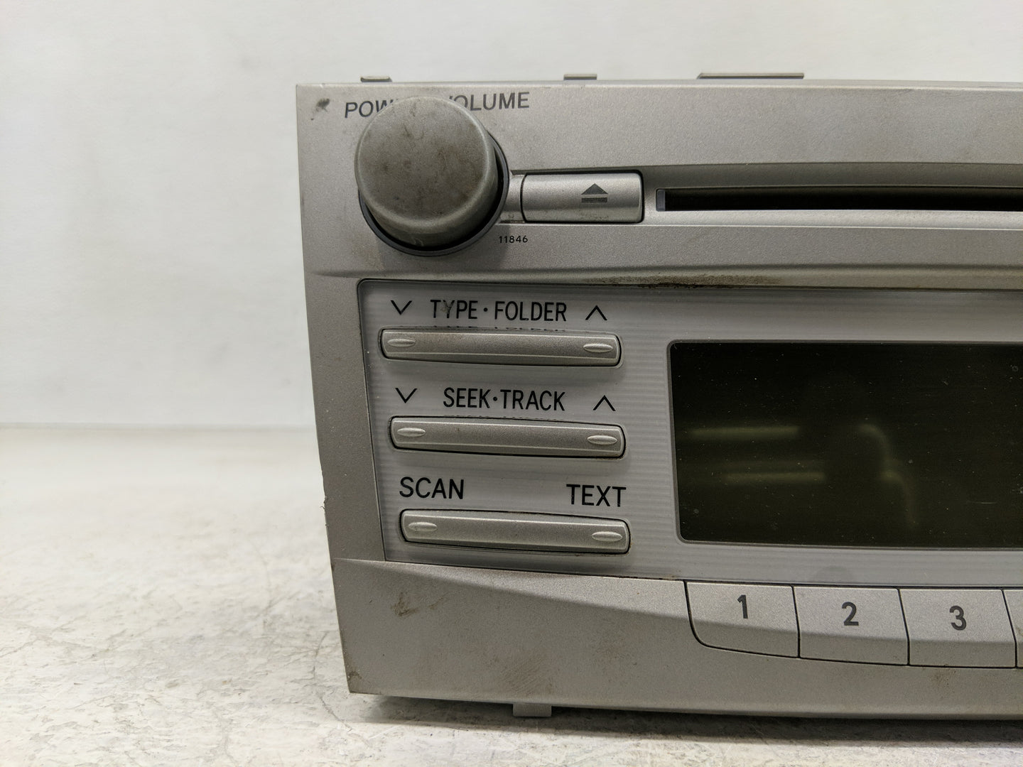 2011 Toyota Camry Radio AM FM Cd Player Receiver Replacement P/N:86120-06480 Fits OEM Used Auto Parts - Oemusedautoparts1.co