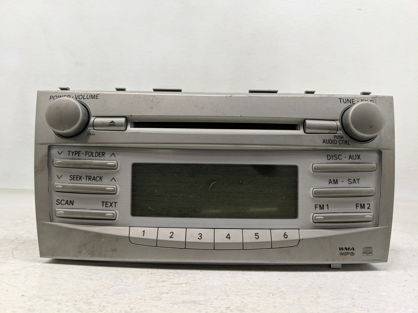 2010-2011 Toyota Camry Radio AM FM Cd Player Receiver Replacement P/N:86120-06480 Fits Fits 2010 2011 OEM Used Auto Parts - 