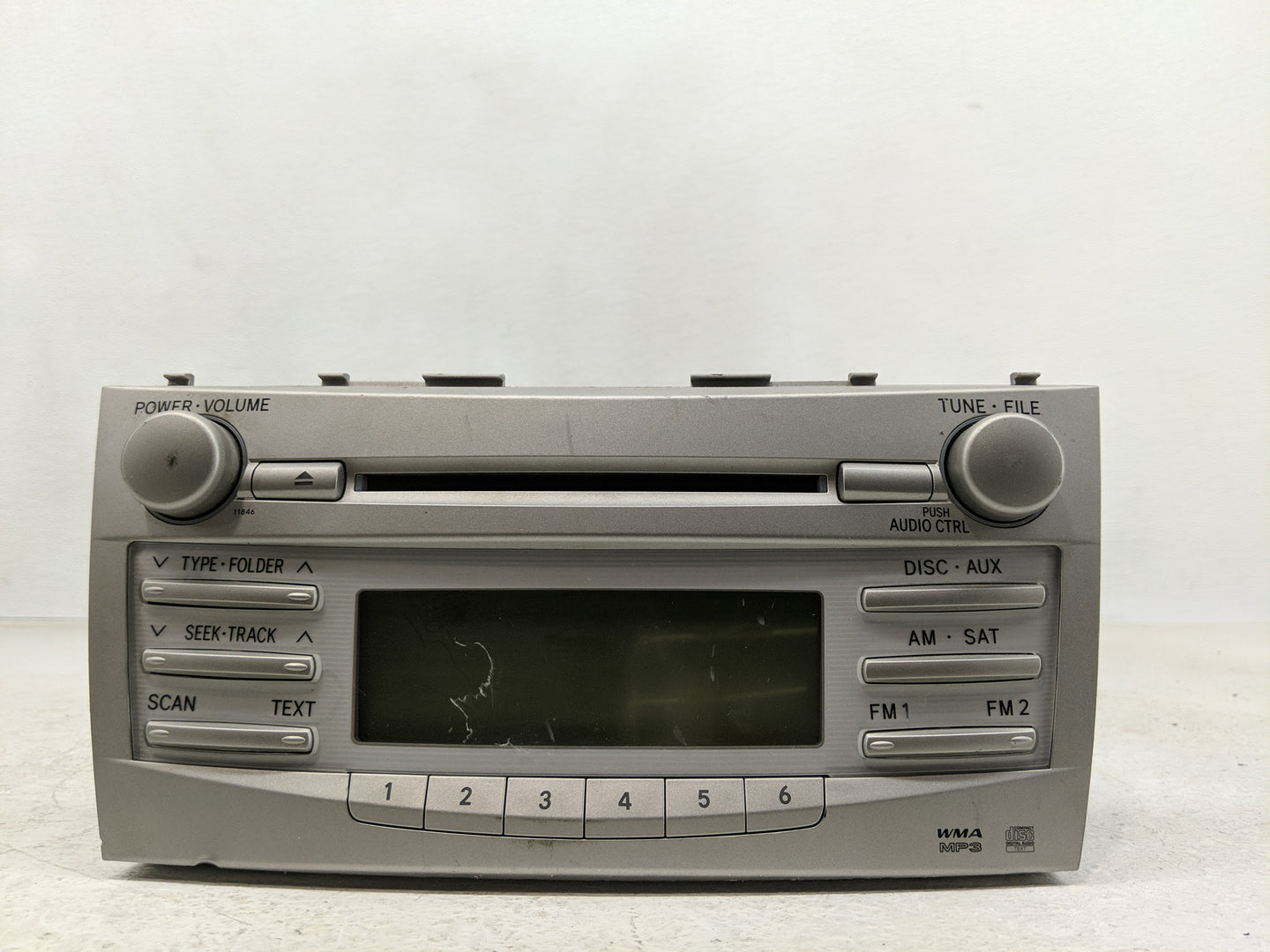 2010-2011 Toyota Camry Radio AM FM Cd Player Receiver Replacement P/N:86120-06480 Fits Fits 2010 2011 OEM Used Auto Parts - 