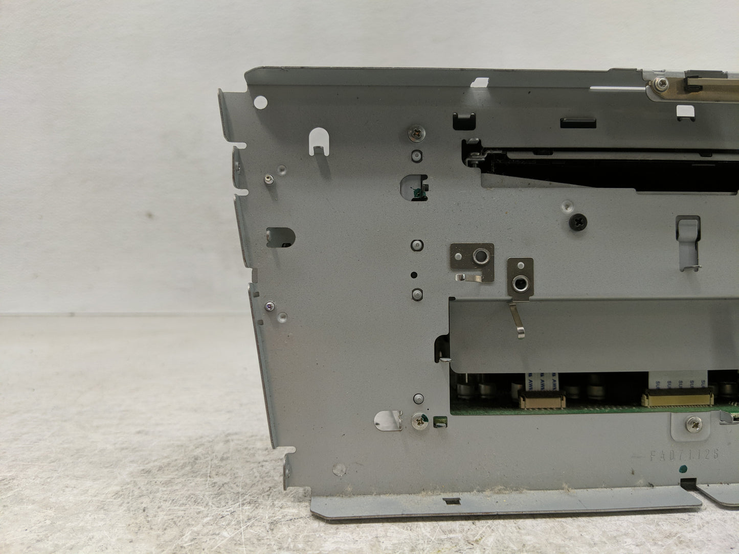 2010-2011 Toyota Camry Radio AM FM Cd Player Receiver Replacement P/N:86120-06700 Fits Fits 2010 2011 OEM Used Auto Parts - 