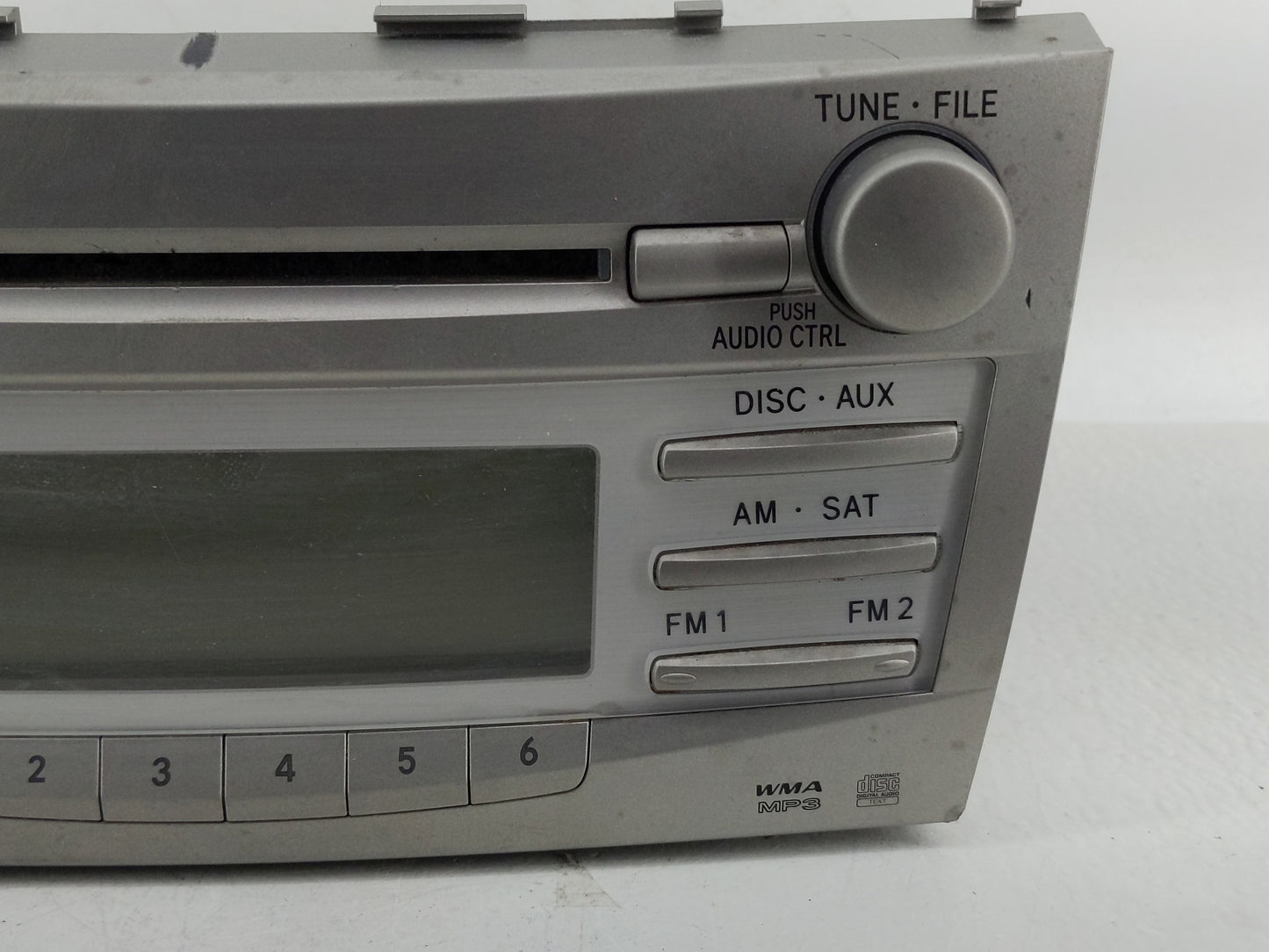 2010-2011 Toyota Camry Radio AM FM Cd Player Receiver Replacement P/N:86120 86480 Fits Fits 2010 2011 OEM Used Auto Parts - 