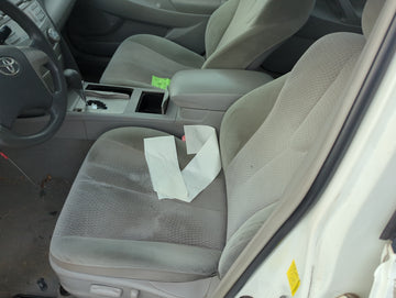 2010-2011 Toyota Camry Driver Front Seat Oem - Oemusedautoparts1.com