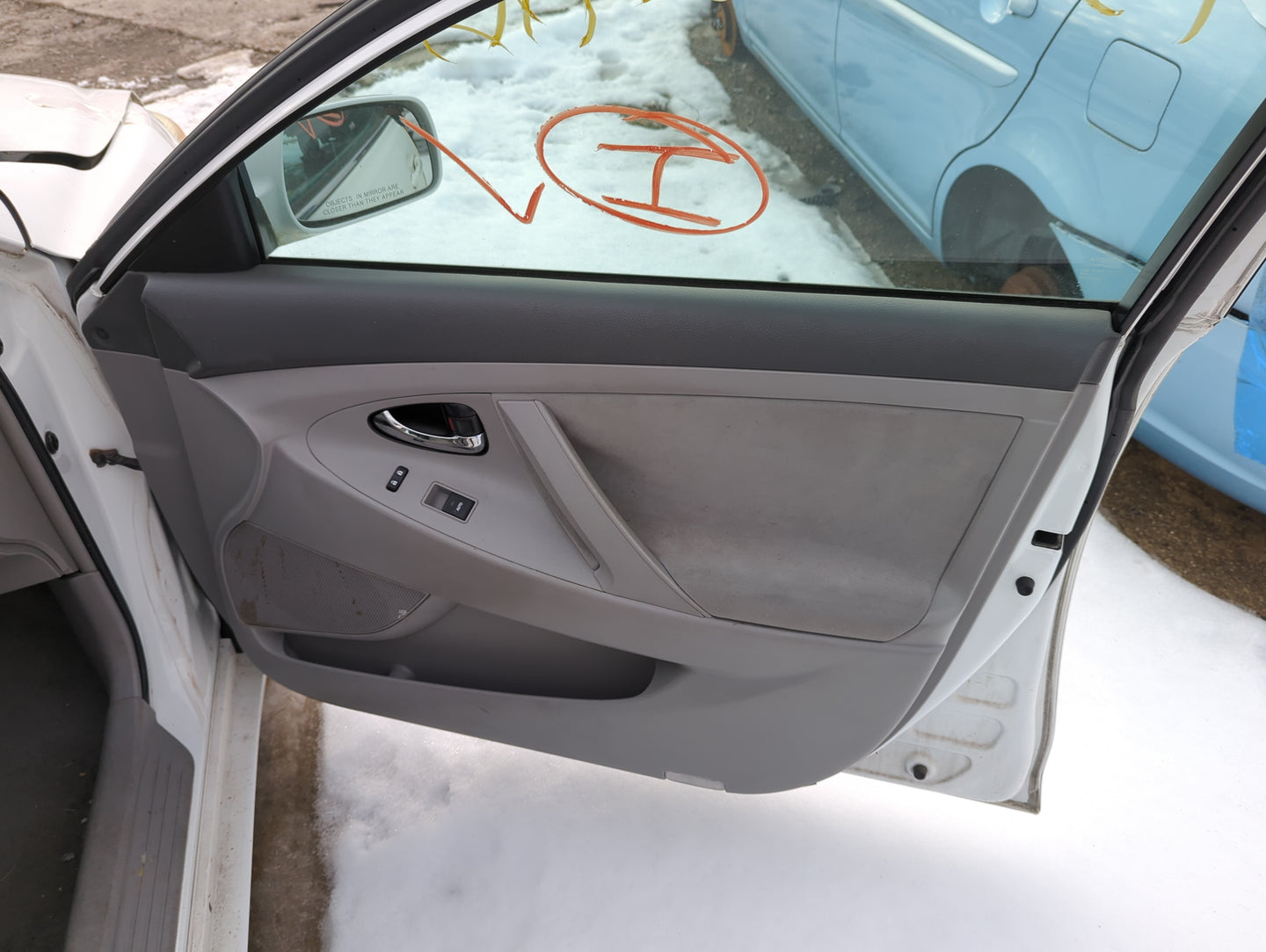 2011 Toyota Camry Front Right Passenger Interior Door Panel Trim 1265797 - Oemusedautoparts1.com