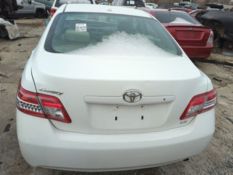 compare product 2007-2011 Toyota Camry Trunk/decklid/hatch/tailgate Oem
