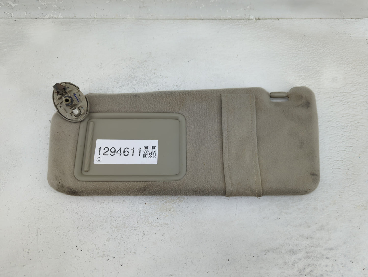 2007-2011 Toyota Camry Sun Visor Shade Replacement Driver Left Mirror Fits Fits 2007 2008 2009 2010 2011 OEM Used Auto Parts