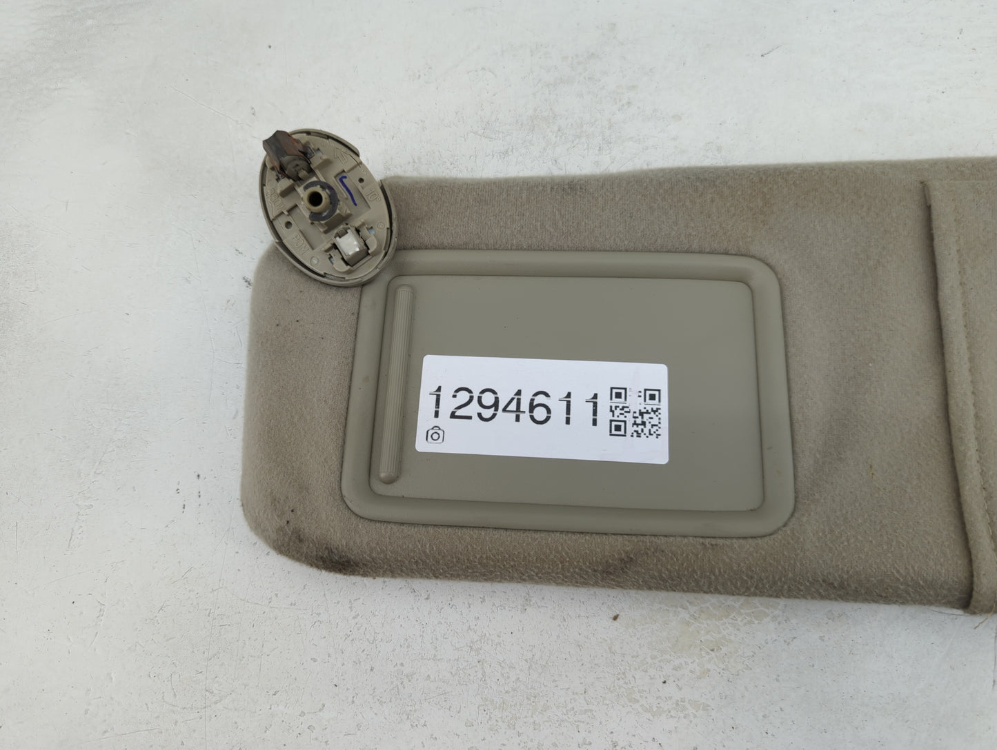 2007-2011 Toyota Camry Sun Visor Shade Replacement Driver Left Mirror Fits Fits 2007 2008 2009 2010 2011 OEM Used Auto Parts