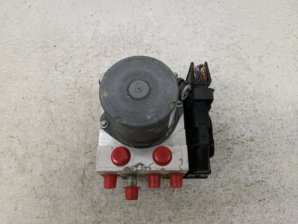 2010-2011 Toyota Camry Anti-Lock Brake ABS Pump Module Actuator OEM P/N:0 265 951 852 Fits Fits 2010 2011 OEM Used Auto Part