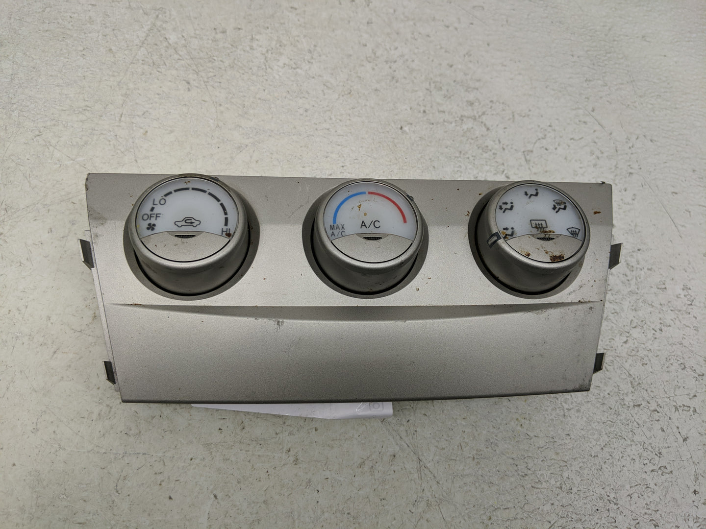 2010-2011 Toyota Camry Climate Control Module Temperature AC/Heater Replacement Fits Fits 2010 2011 OEM Used Auto Parts - Oe