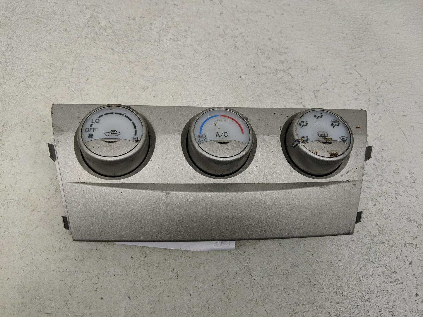2010-2011 Toyota Camry Climate Control Module Temperature AC/Heater Replacement Fits Fits 2010 2011 OEM Used Auto Parts - Oe