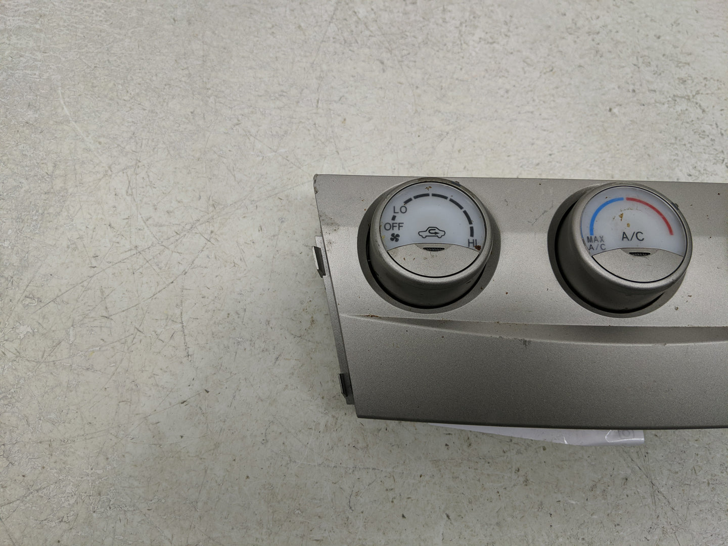 2010-2011 Toyota Camry Climate Control Module Temperature AC/Heater Replacement Fits Fits 2010 2011 OEM Used Auto Parts - Oe
