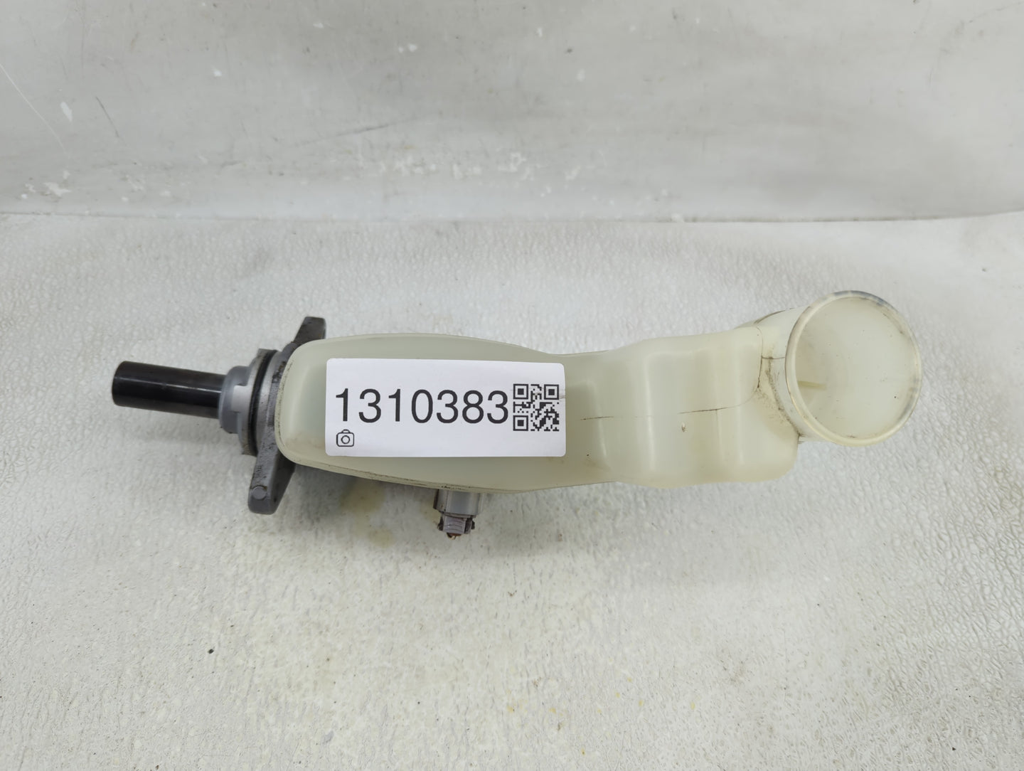 2007-2011 Toyota Camry Brake Master Cylinder 1310383 - Oemusedautoparts1.com