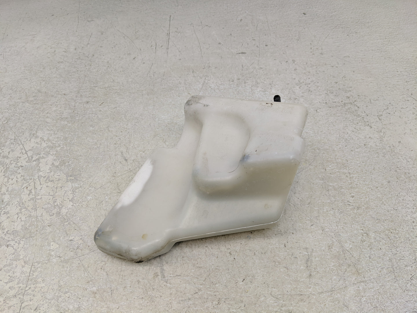 2007-2011 Toyota Camry Radiator Coolant Overflow Expansion Tank Bottle 1313146 - Oemusedautoparts1.com