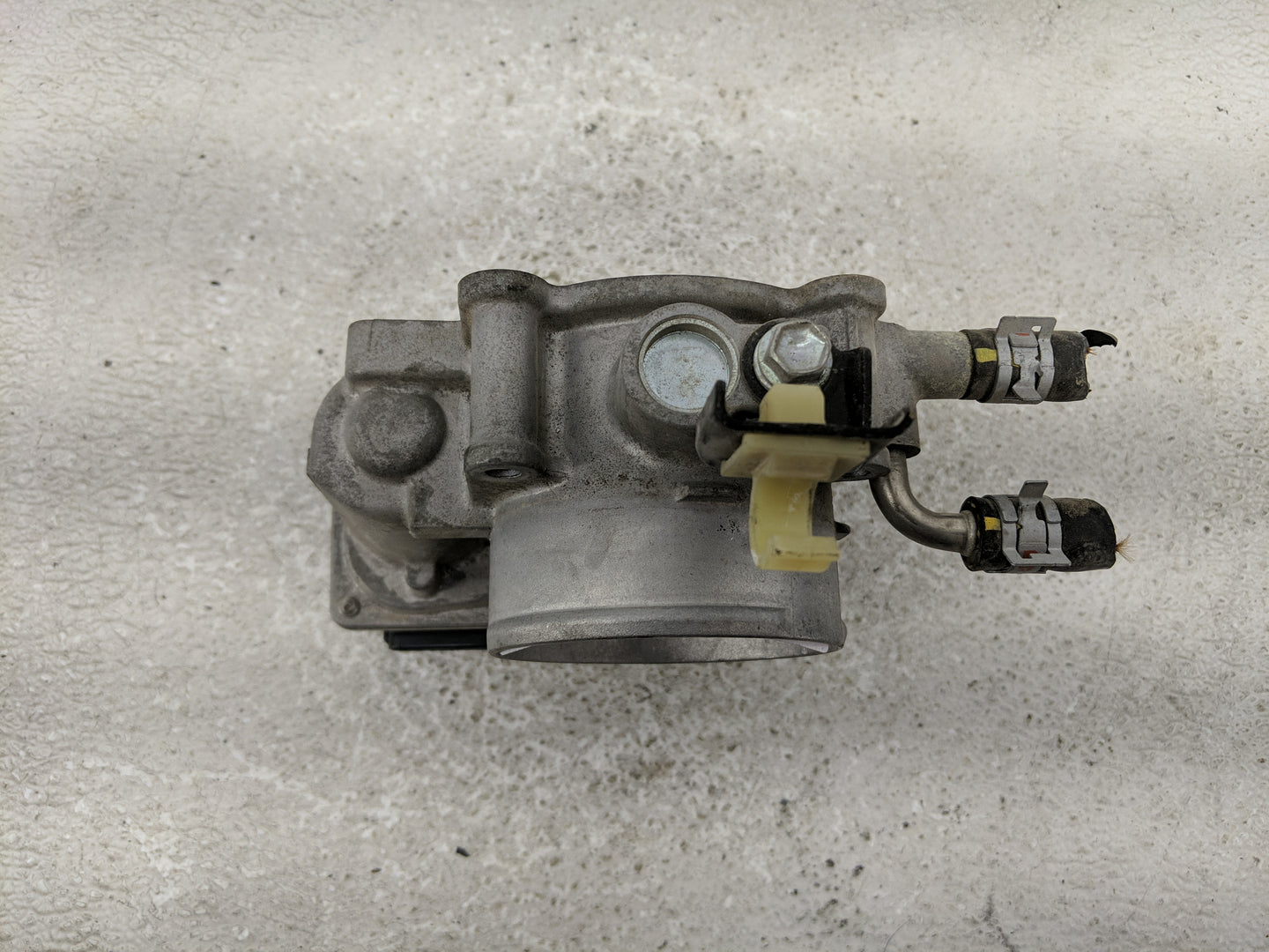 2010-2017 Toyota Camry Throttle Body P/N:22030-36010 Fits Fits 2009 2010 2011 2012 2013 2014 2015 2016 2017 2018 2019 OEM Us