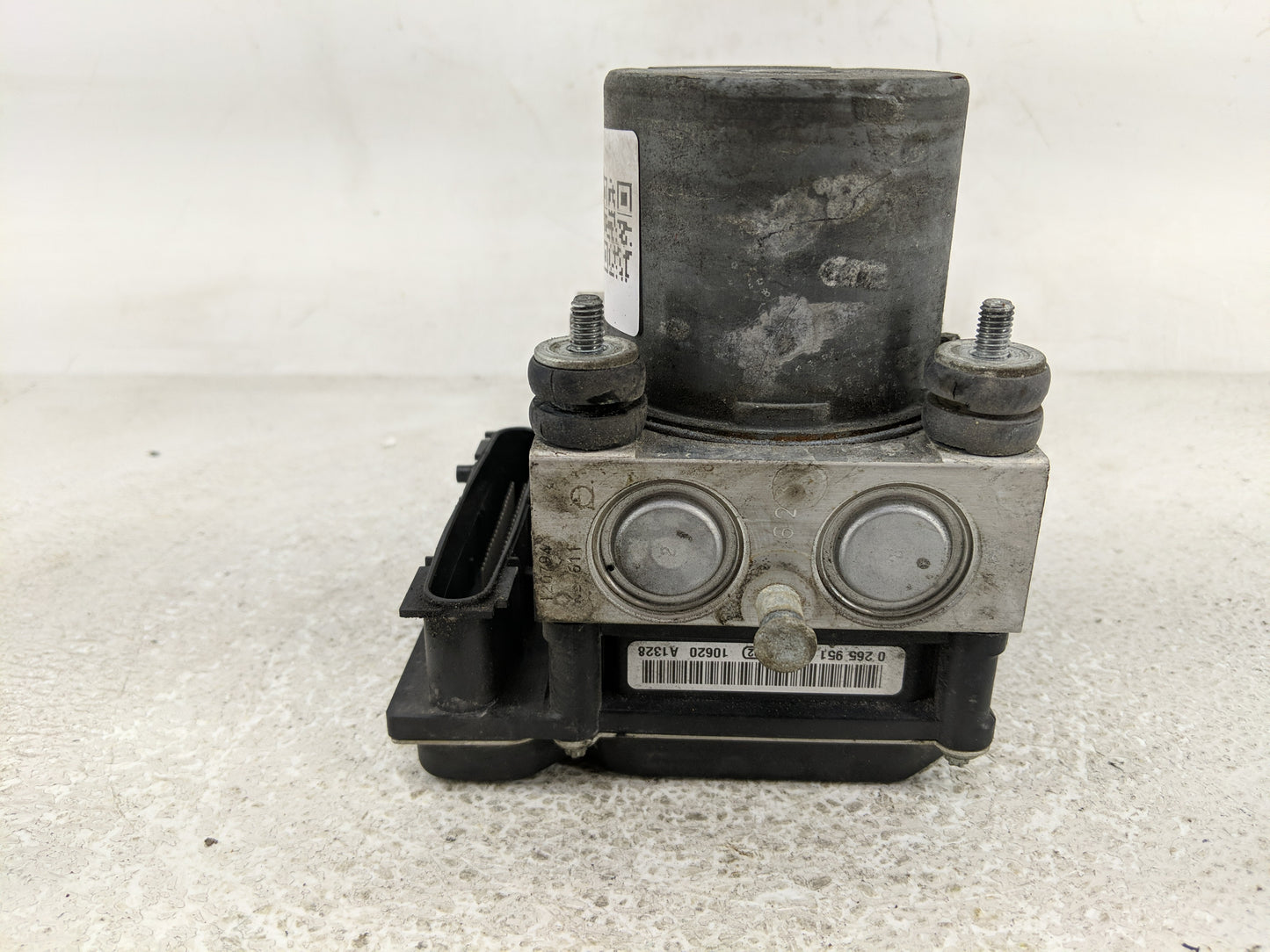 2010-2011 Toyota Camry ABS Pump Control Module Replacement P/N:44540 06050 0 265 230 640 Fits Fits 2010 2011 OEM Used Auto P